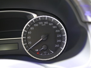 2016ӢQX60(M) Ϻ܇չ