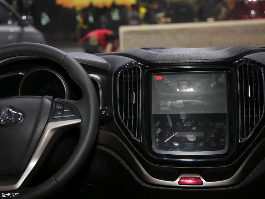 2017���L���W��CX70 