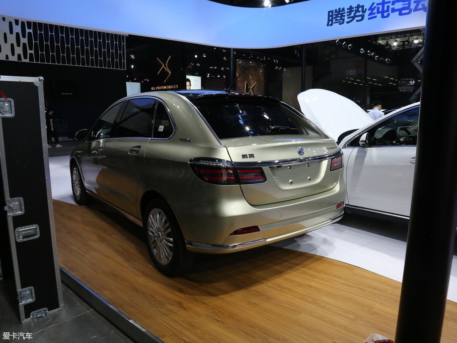 2017���v��400 