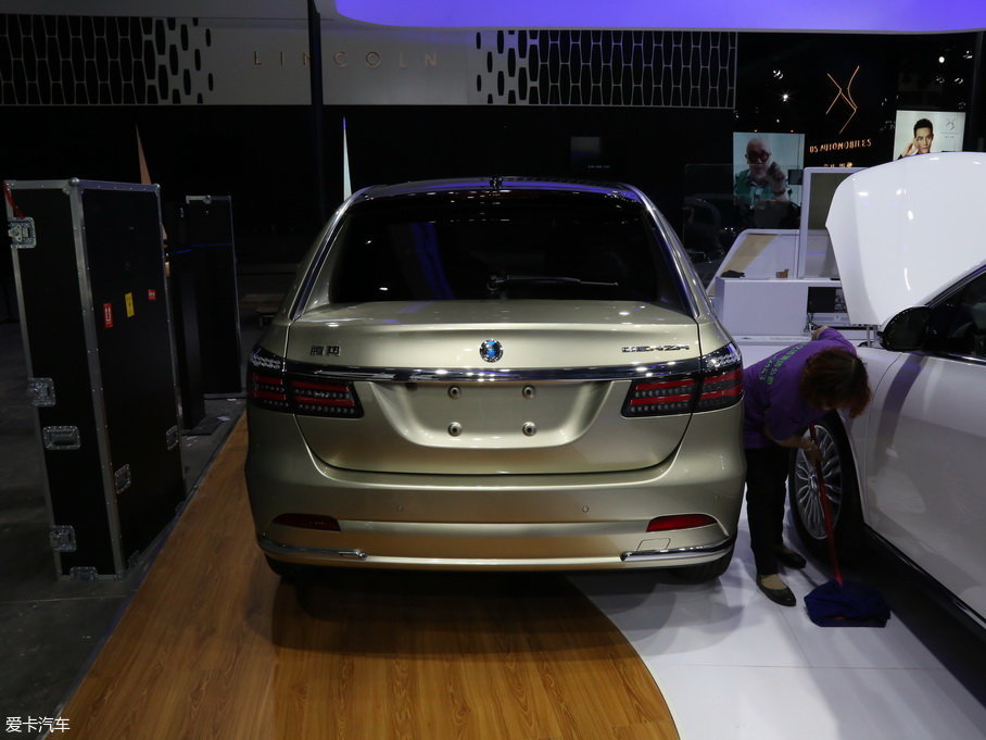 2017���v��400 