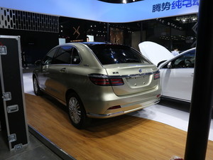 2017���v��400 �Ϻ�܇չ