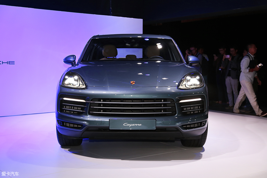 2017廣州車展；靜評(píng)；實(shí)拍；保時(shí)捷卡宴
