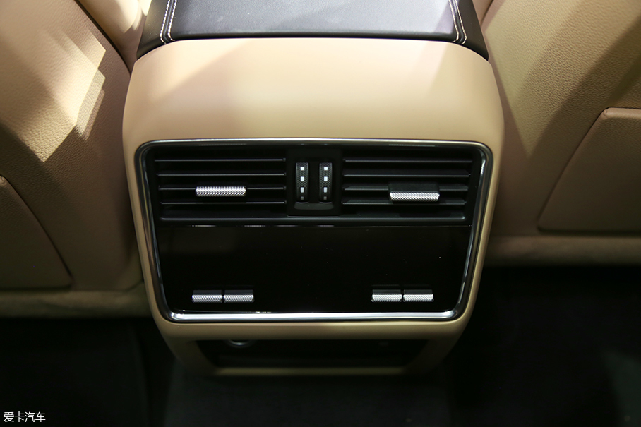 2017廣州車展；靜評(píng)；實(shí)拍；保時(shí)捷卡宴