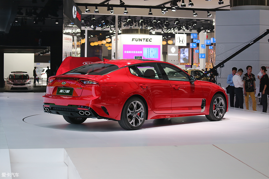 2017廣州車展；靜評；實拍；起亞；Stinger