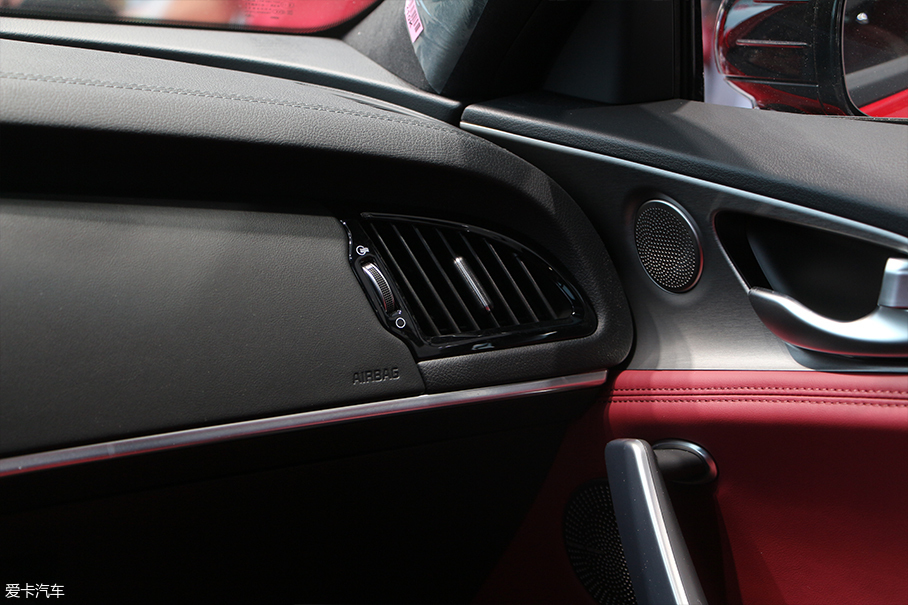 2017廣州車展；靜評；實(shí)拍；起亞；Stinger