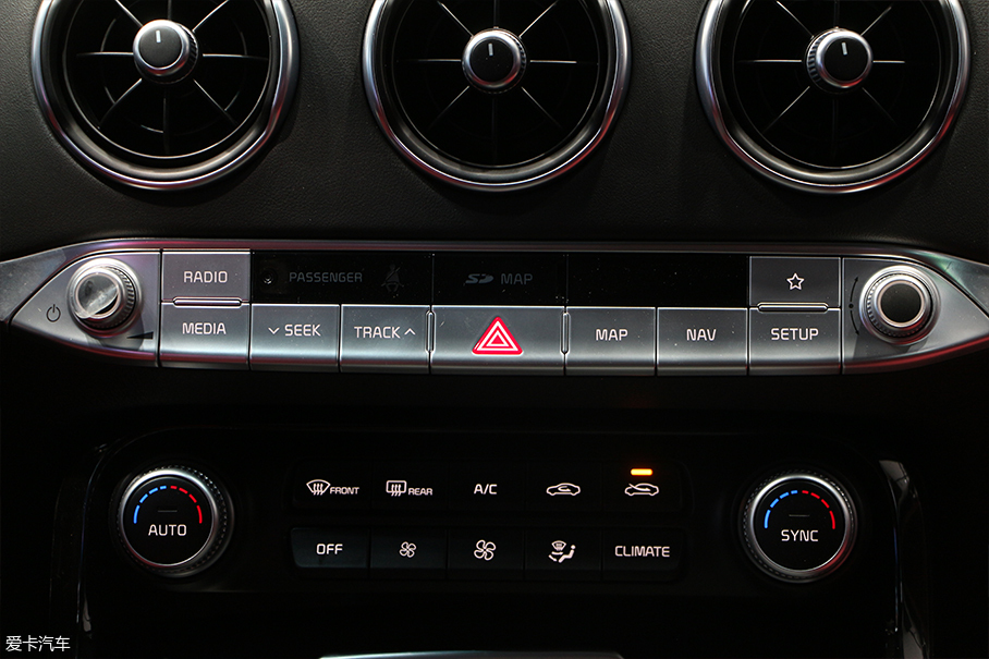 2017廣州車展；靜評；實(shí)拍；起亞；Stinger