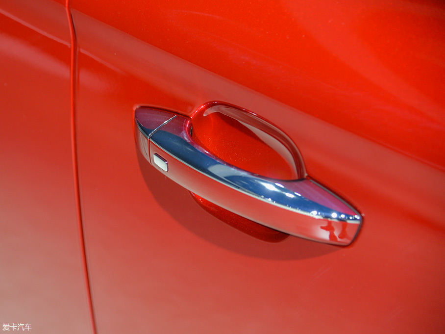 2017廣州車展；靜評；實拍；上汽榮威；榮威Ei5