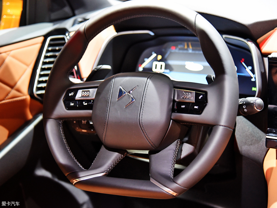 2017廣州車展；靜評；實拍；DS；DS 7