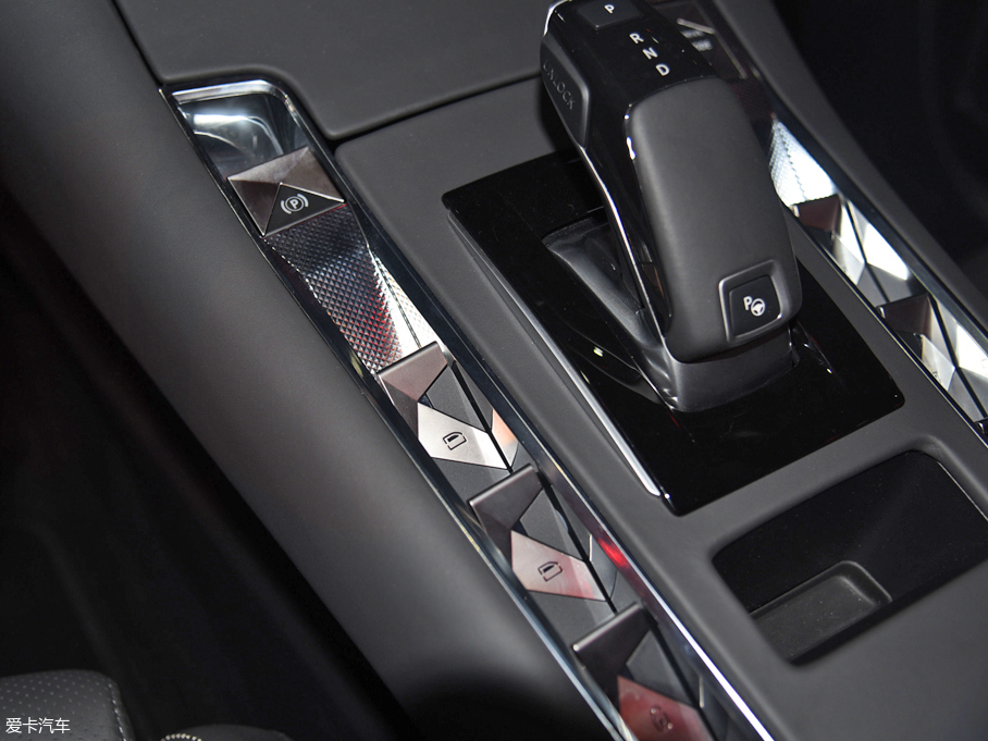 2017廣州車展；靜評；實拍；DS；DS 7