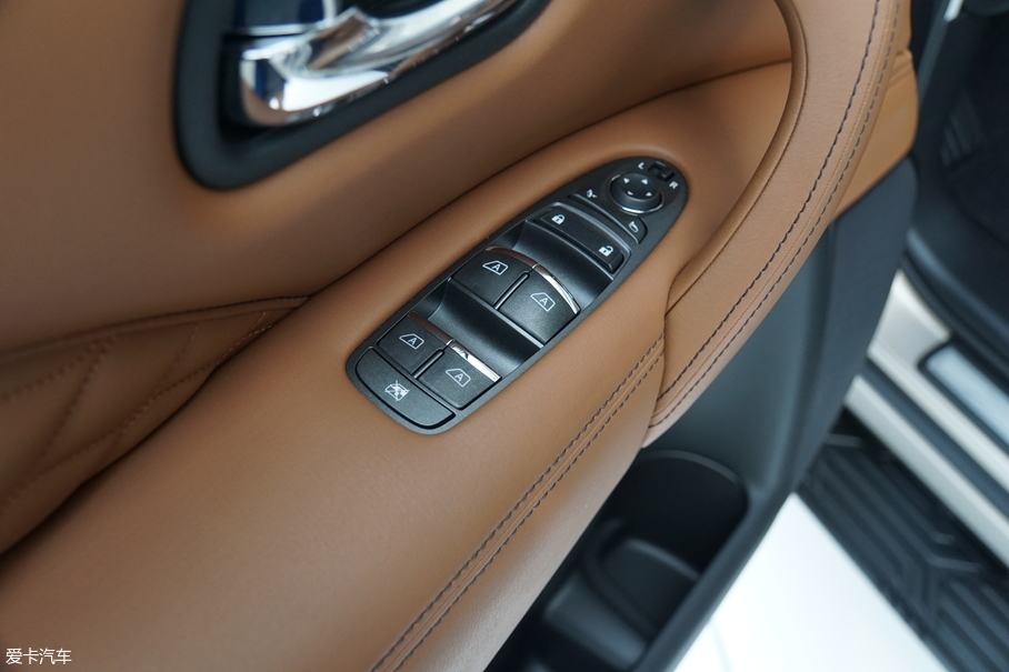 2017洛杉磯車展；靜評；實拍；英菲尼迪