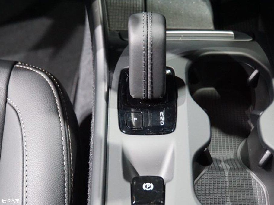 2017洛杉磯車展 沃爾沃XC40靜評(píng)