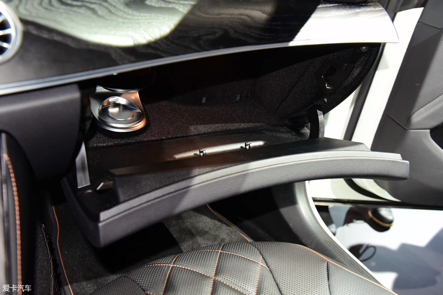 2017洛杉磯車展；實拍；靜評；奔馳；全新奔馳CLS Coup