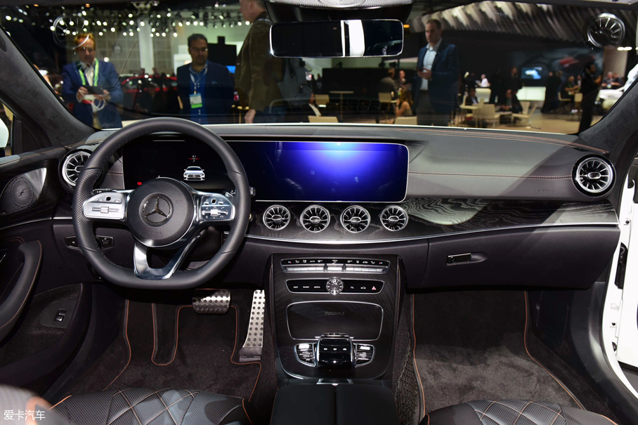 2017洛杉磯車展；實拍；靜評；奔馳；全新奔馳CLS Coup