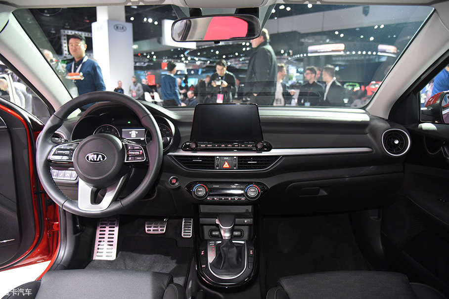 東風悅達起亞2018款福瑞迪