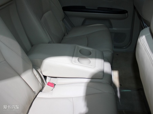 比亚迪汽车 2011款比亚迪S6