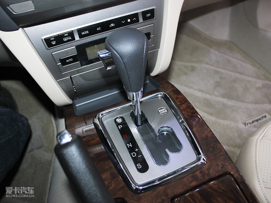 2011�����GA5 