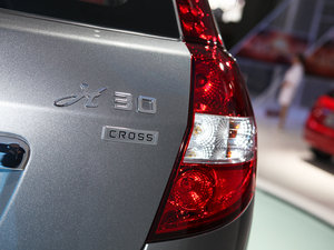 2011款1.6L 自动尊逸版 细节外观