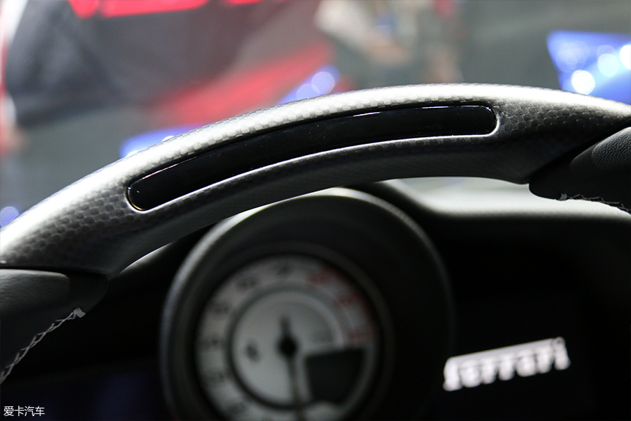 法拉利488 Pista;2018日內瓦車展