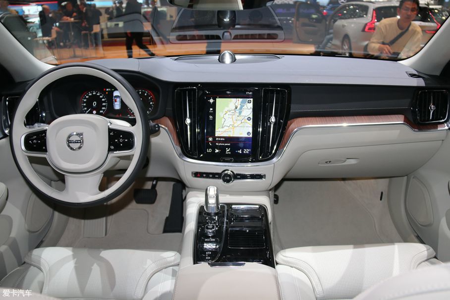 沃爾沃(進口)2018款沃爾沃V60