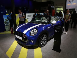 MINI CABRIO