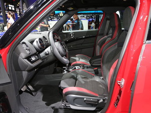 2018MINI COUNTRYMAN Ϻ܇չ