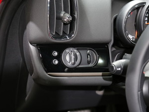 2018MINI COUNTRYMAN Ϻ܇չ