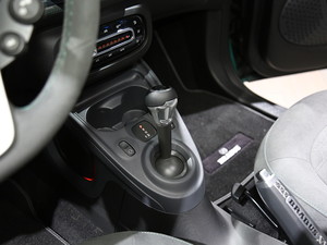 2018 smart fortwo Ϻ܇չ