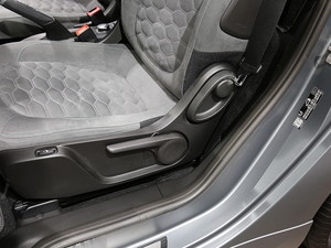 2018 smart fortwo Ϻ܇չ