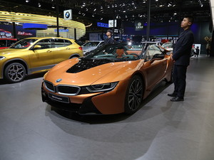 i8