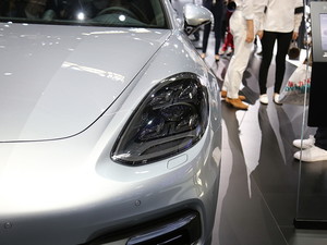2017Panamera Ϻ܇չ