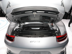 911