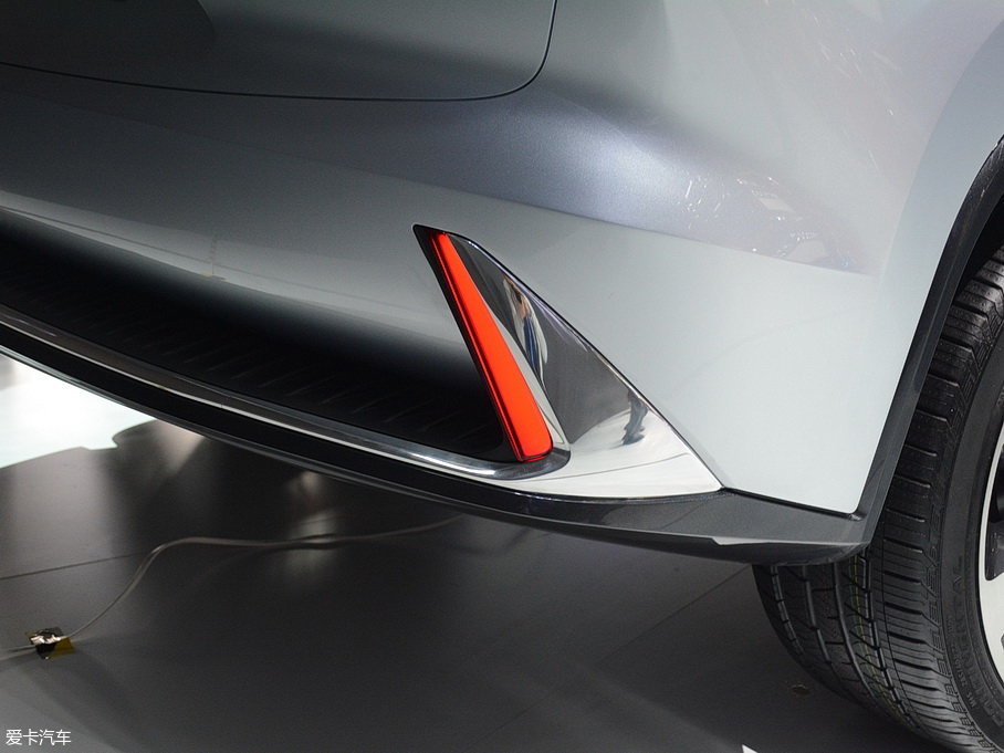 2018款offspace suit