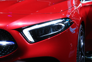 實拍奔馳新A級三廂