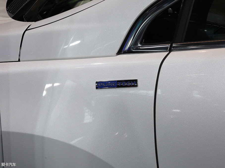 2018�����3008 