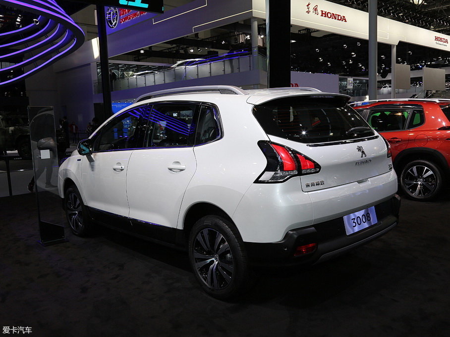 2018�����3008 