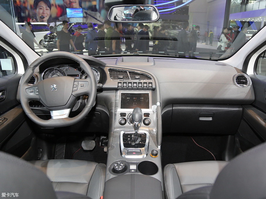 2018�����3008 