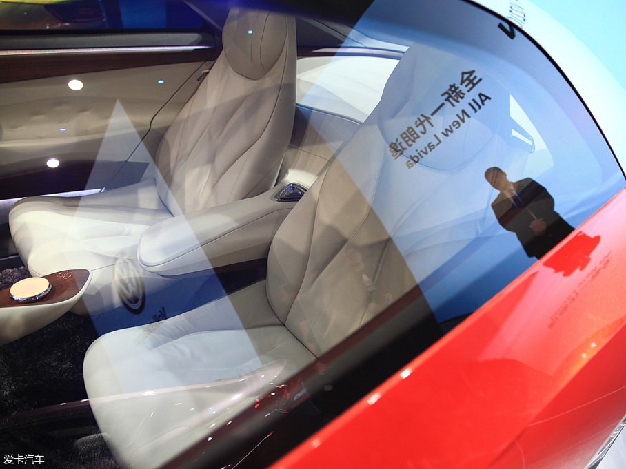 2018���I.D.Vizzion 