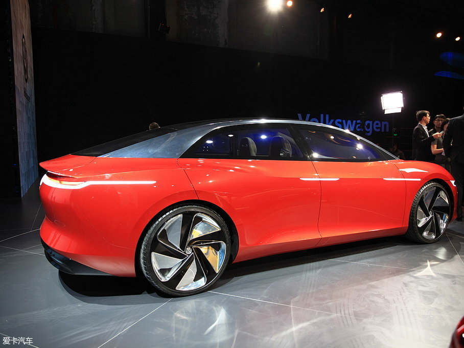 2018���I.D.Vizzion 