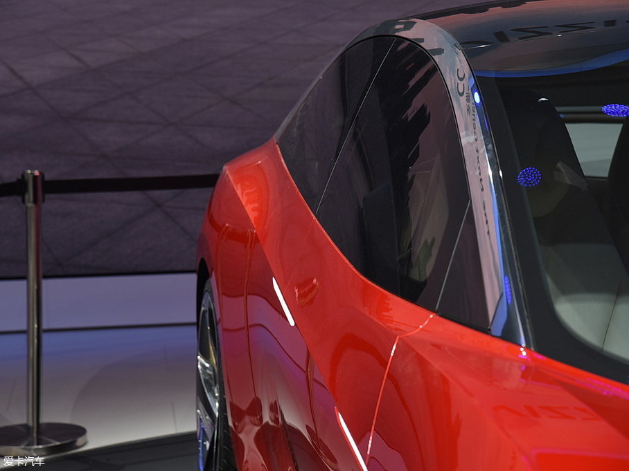 2018���I.D.Vizzion 