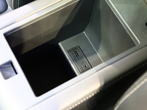 2019L(fng)580 PHEV Ϻ܇չ