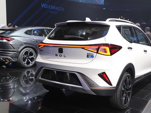 2018��˼�E20X �Ϻ�܇չ