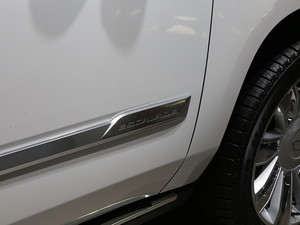 2017P׵ESCALADE Ϻ܇չ