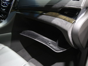 2017P׵ESCALADE Ϻ܇չ