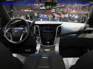 2017P׵ESCALADE Ϻ܇չ