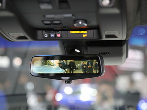 2017P׵ESCALADE Ϻ܇չ