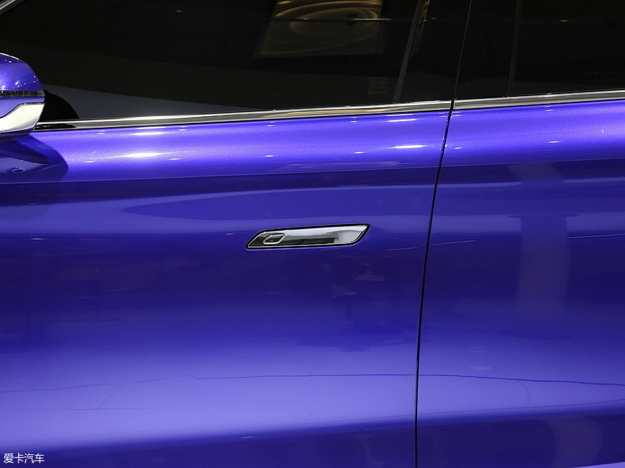 2018��s�� MARVEL X 