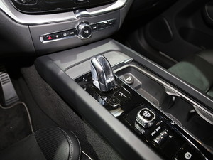 2018֠XC60 Ϻ܇(ch)չ