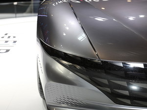 2018��Le Fil Rouge �Ϻ�܇չ