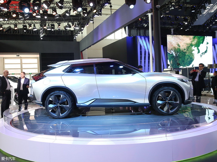 2017��ѩ���mFNR-X 