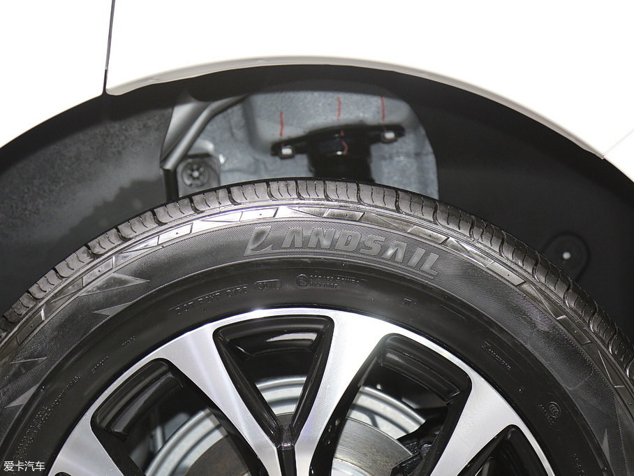 2017�̩T600 Coupe 